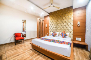 FabHotel Johri Regency